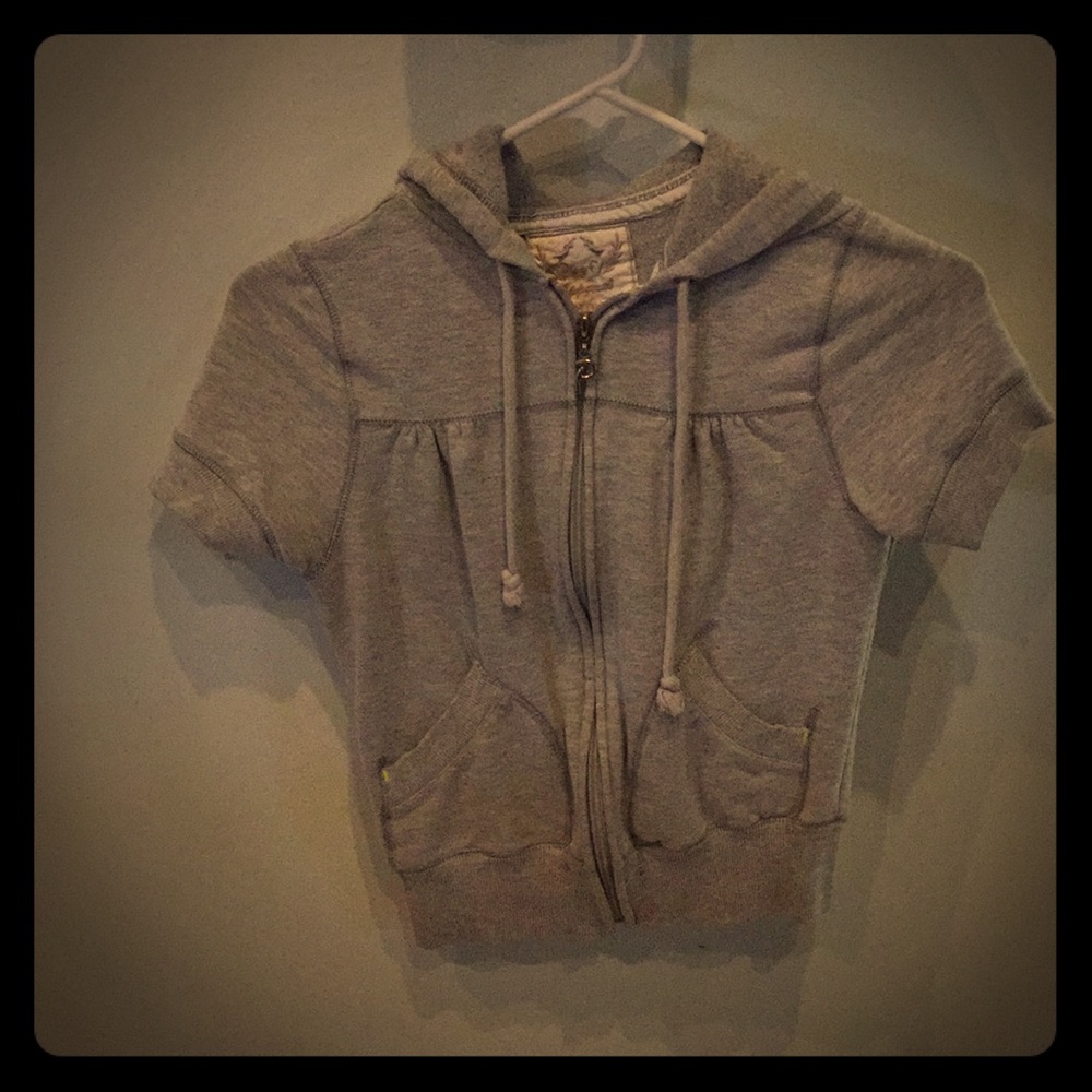 Short sleeved cropped track coat